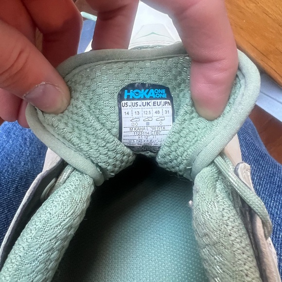 Hoka One One Kaha Low Gore-Tex, size men’s 13 - worn twice - Picture 5 of 5